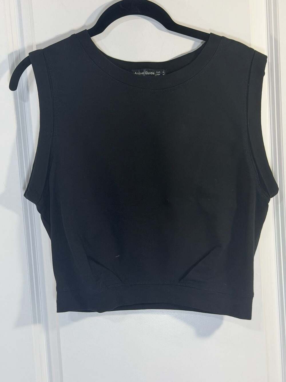 Arrive Guide Black Sleeveless Cropped Muscle Tank Top Size M